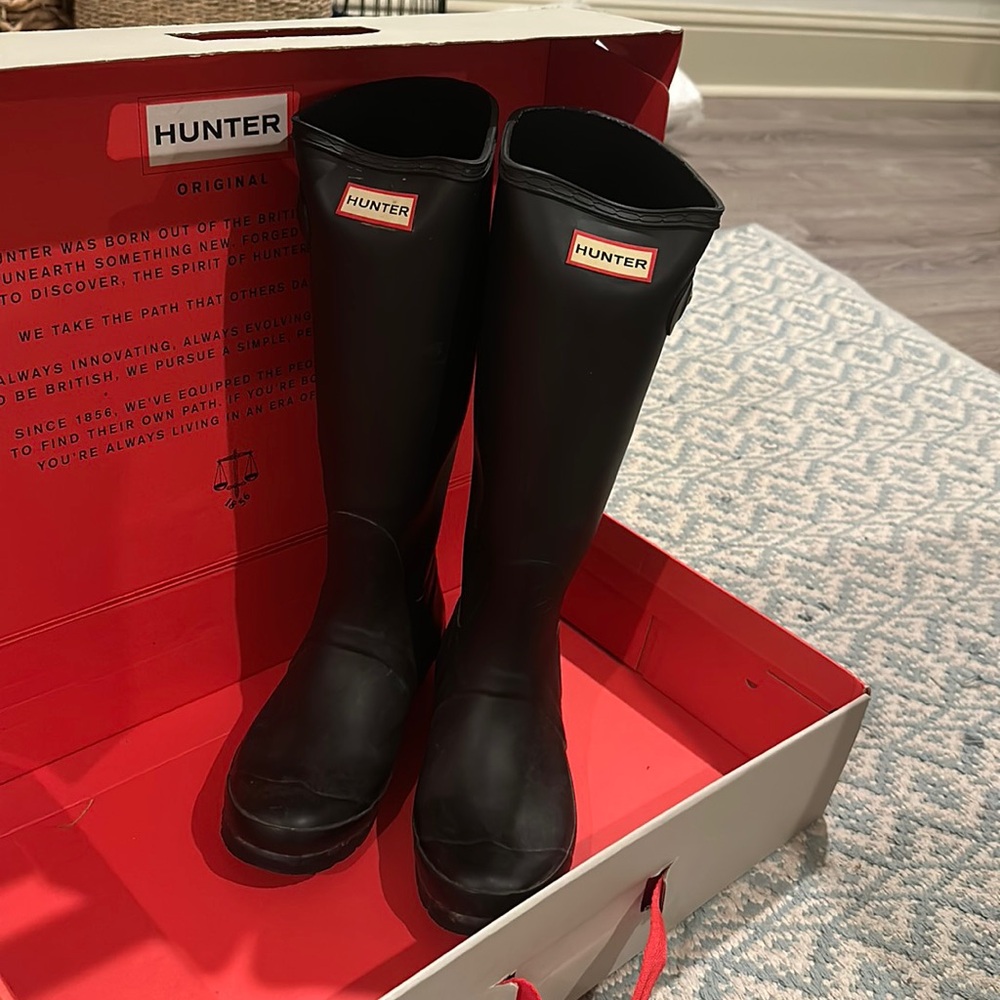 TALL HUNTER RAIN BOOTS